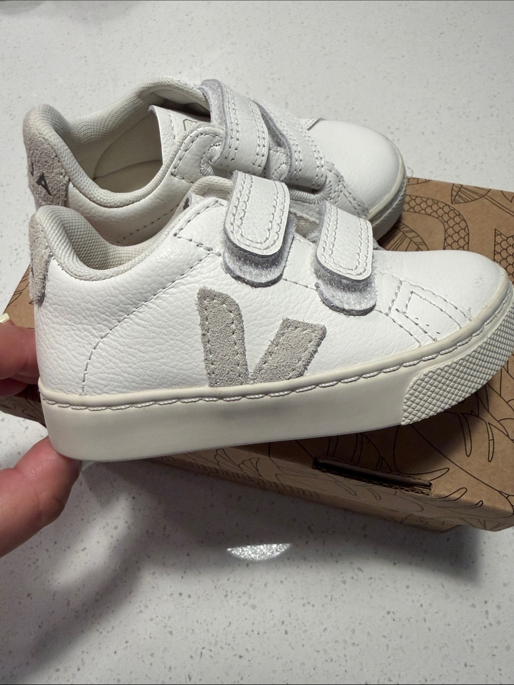 Veja Kids White Leather Velcro Sneakers